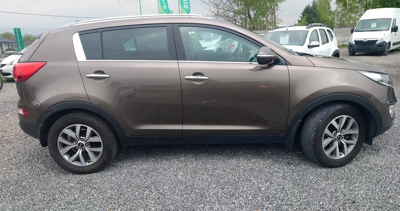 Kia Sportage cena 49900 przebieg: 171000, rok produkcji 2014 z Tarnobrzeg małe 121